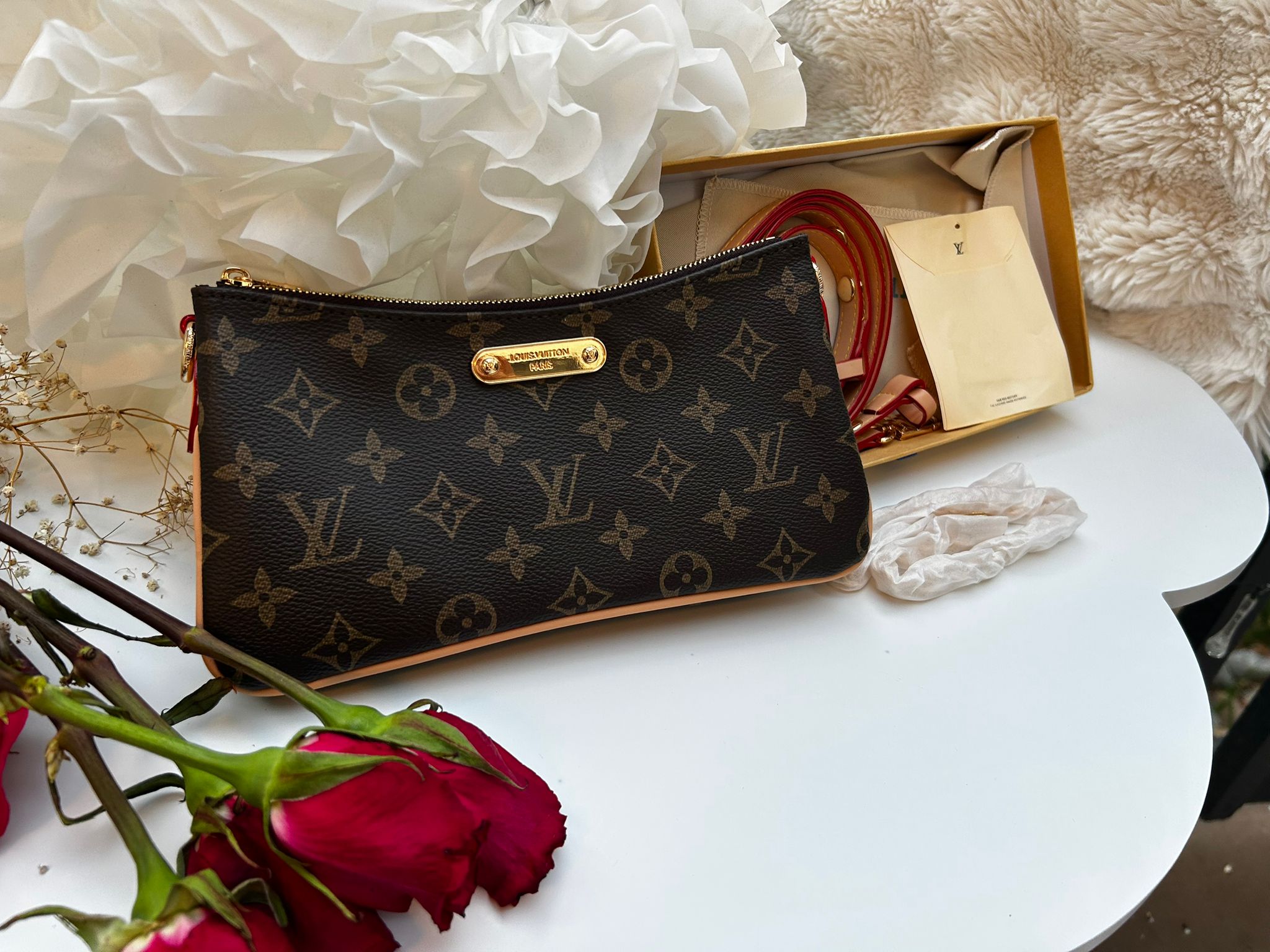 Louis Vuitton Pochette