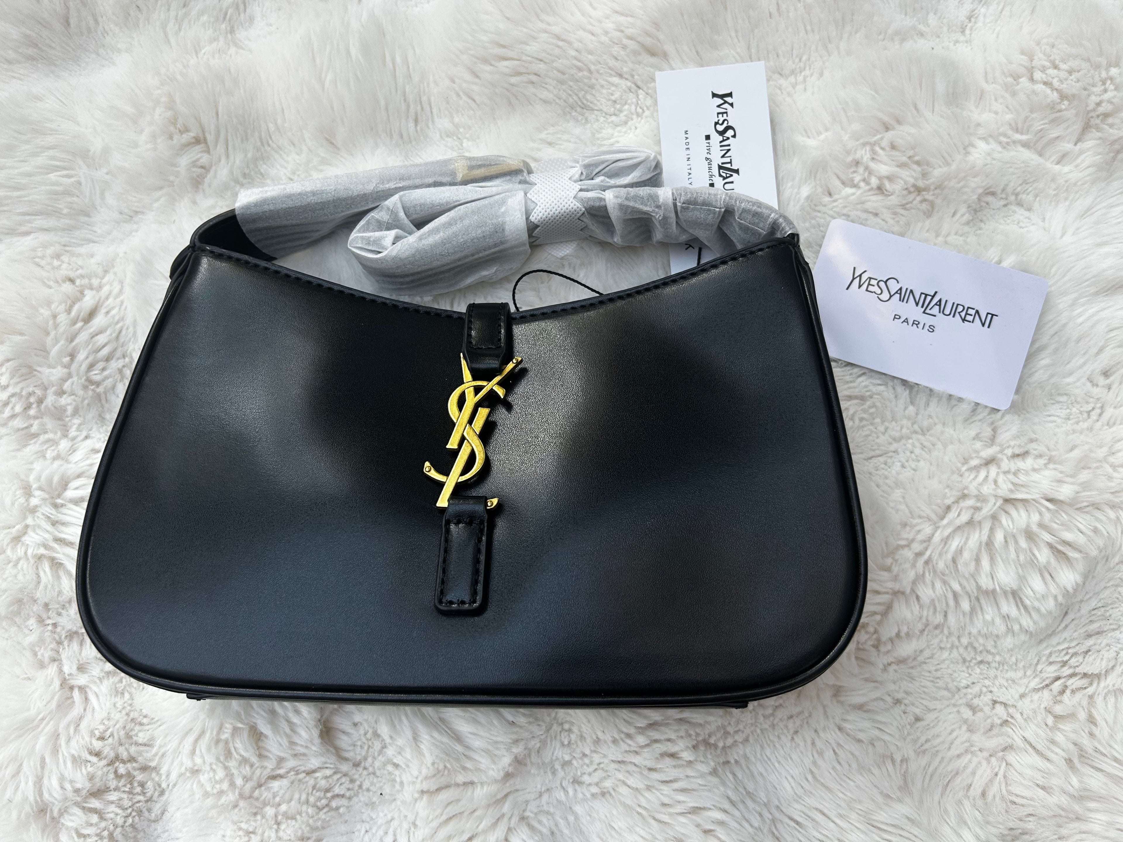 Yves Saint Laurent (YSL)
