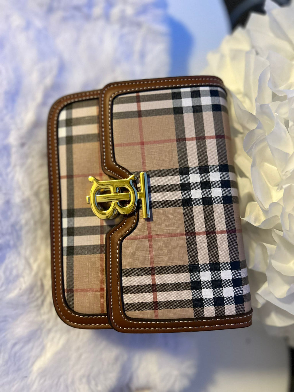 BURBERRY TB MONOGRAM