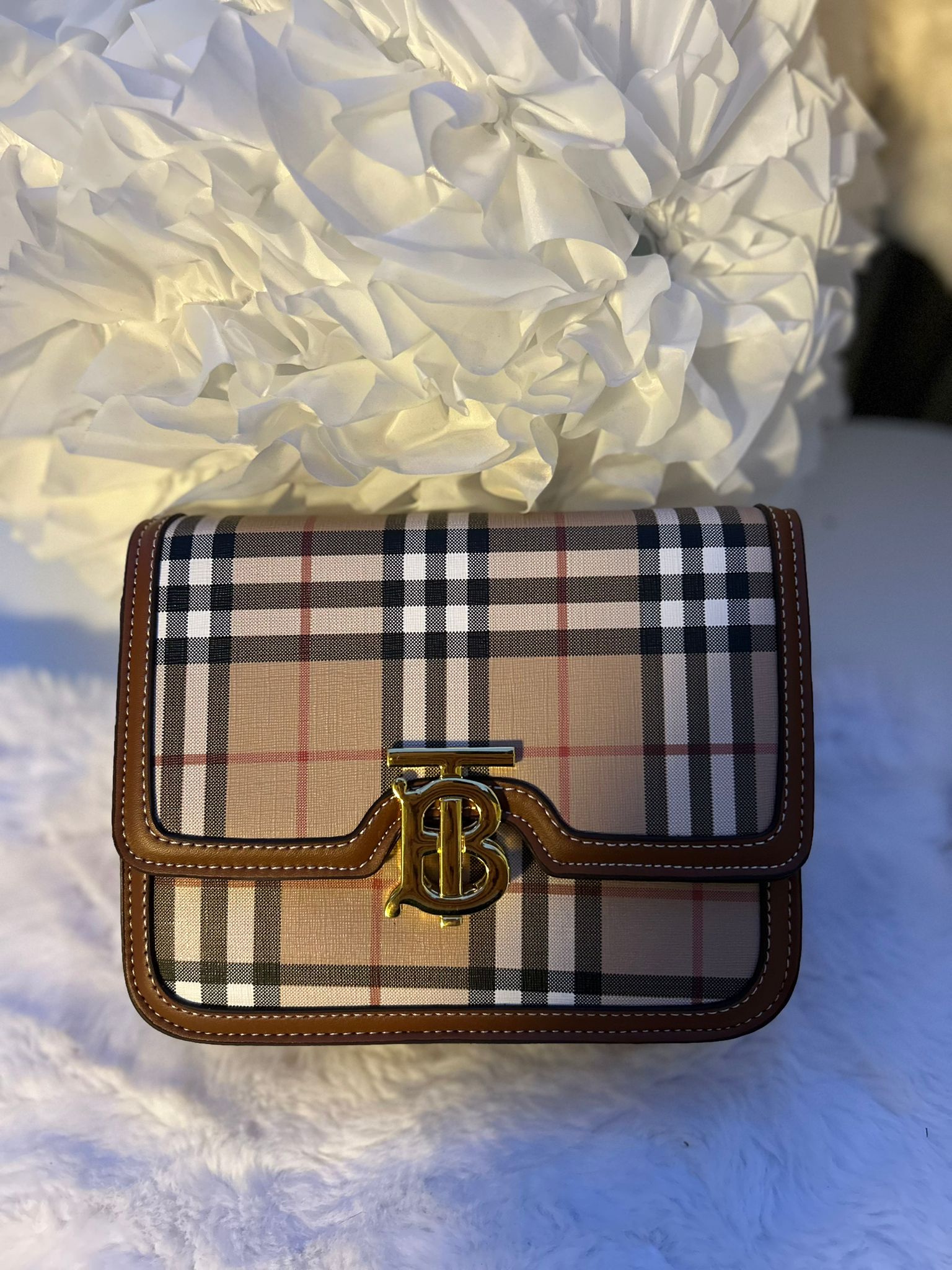 BURBERRY TB MONOGRAM